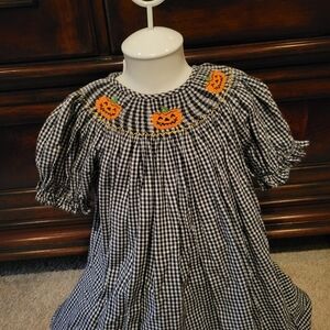 Silly goose soze 6 pumpkin dress